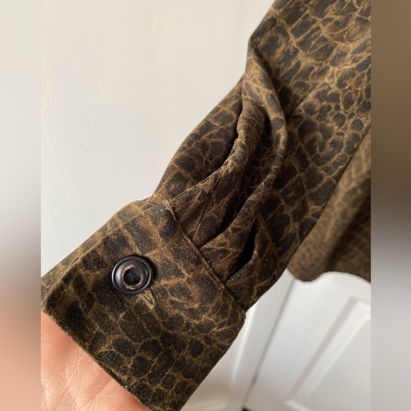 90s Alligator Print Light Jacket (10) - Picture 10 of 16